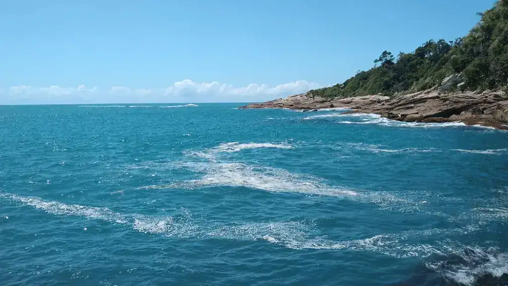 Praia Mais Cristalina de Bombinhas